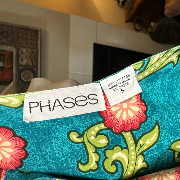 Vibrant Floral Maxi Dress in Teal and Pink Phases VTG 100% cotton - Picture 2 of 15